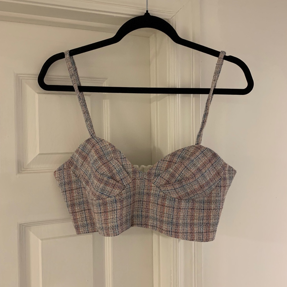 Crop Top - Picture 1 of 4